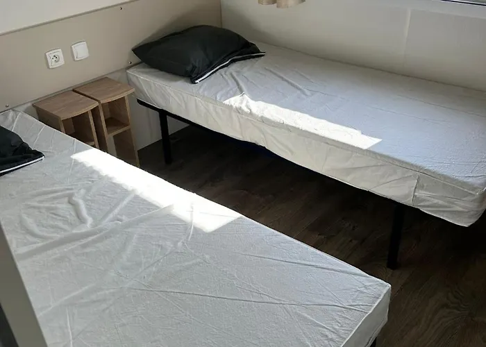 Azur 77 Фрежюс